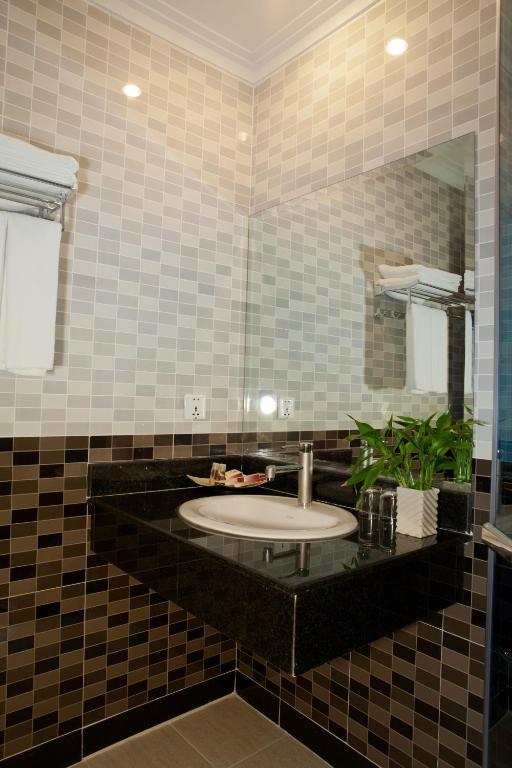 V N E Hotel Phnom Penh Zewnętrze zdjęcie