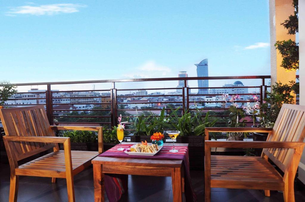 V N E Hotel Phnom Penh Zewnętrze zdjęcie