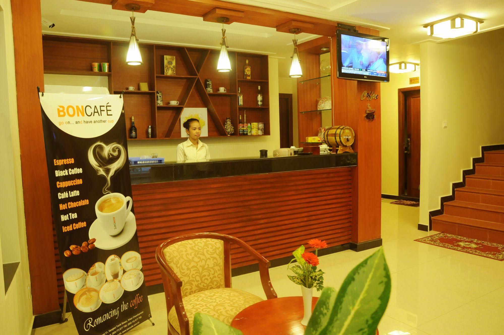 V N E Hotel Phnom Penh Zewnętrze zdjęcie