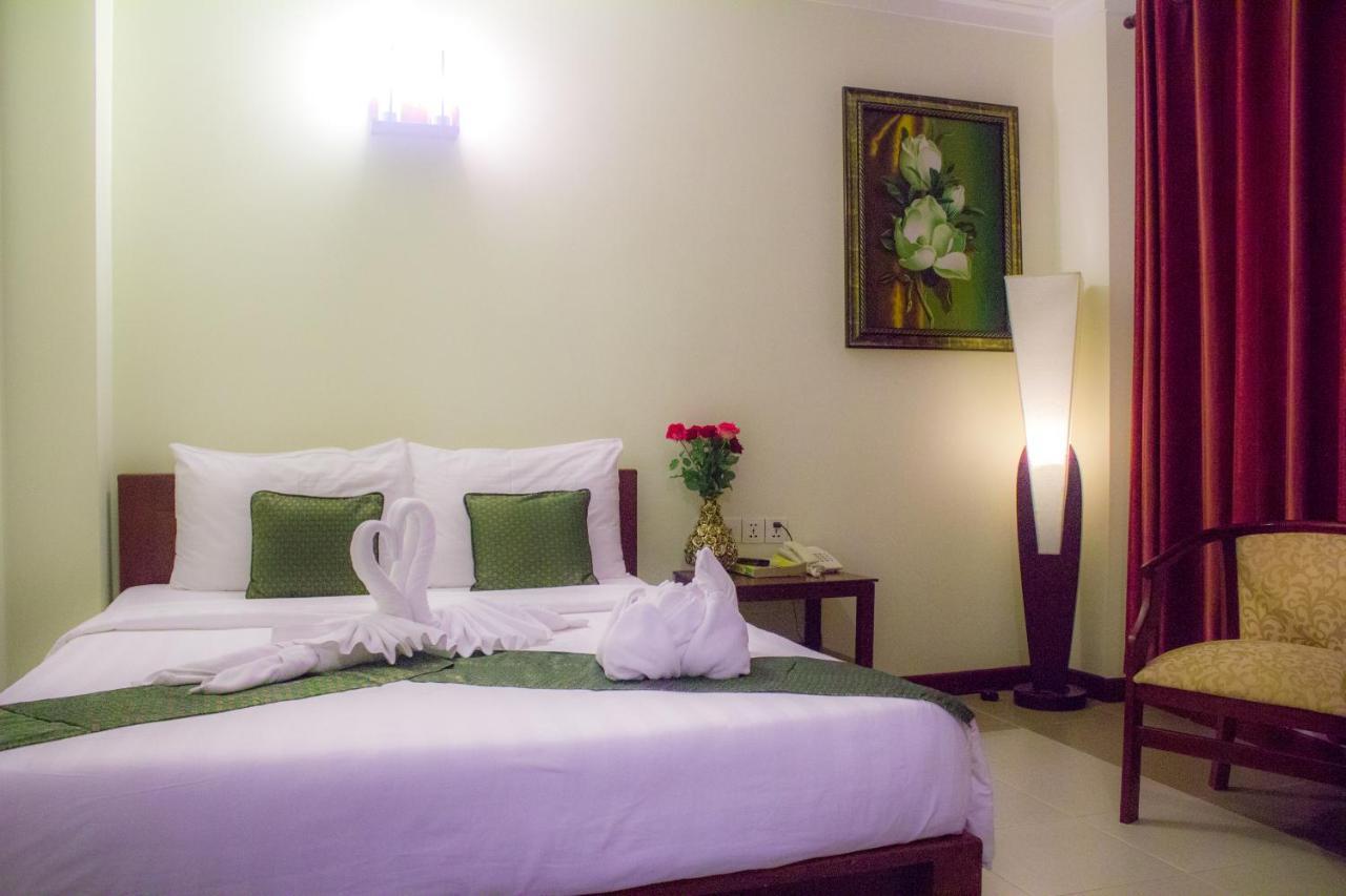 V N E Hotel Phnom Penh Zewnętrze zdjęcie