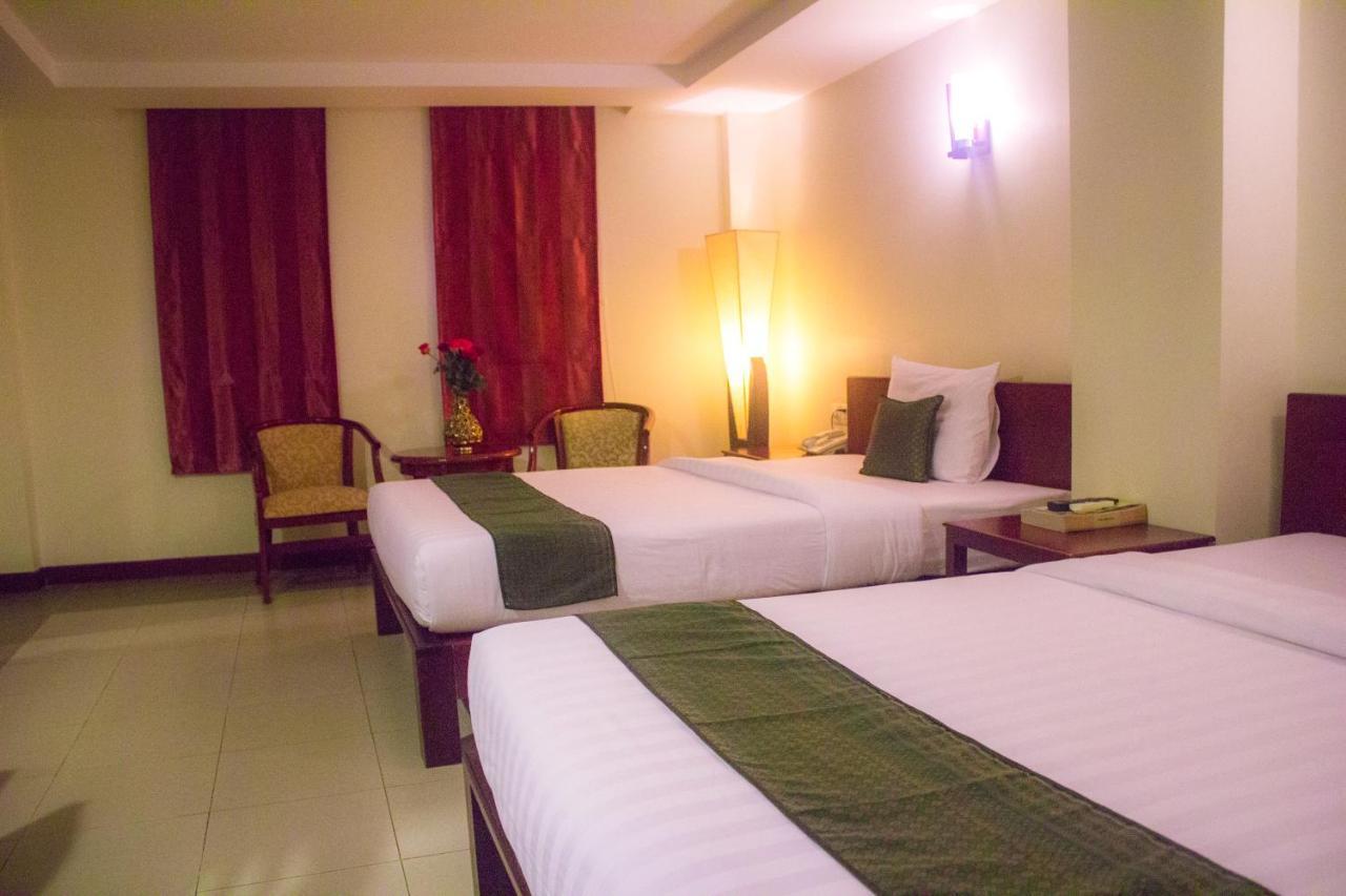 V N E Hotel Phnom Penh Zewnętrze zdjęcie