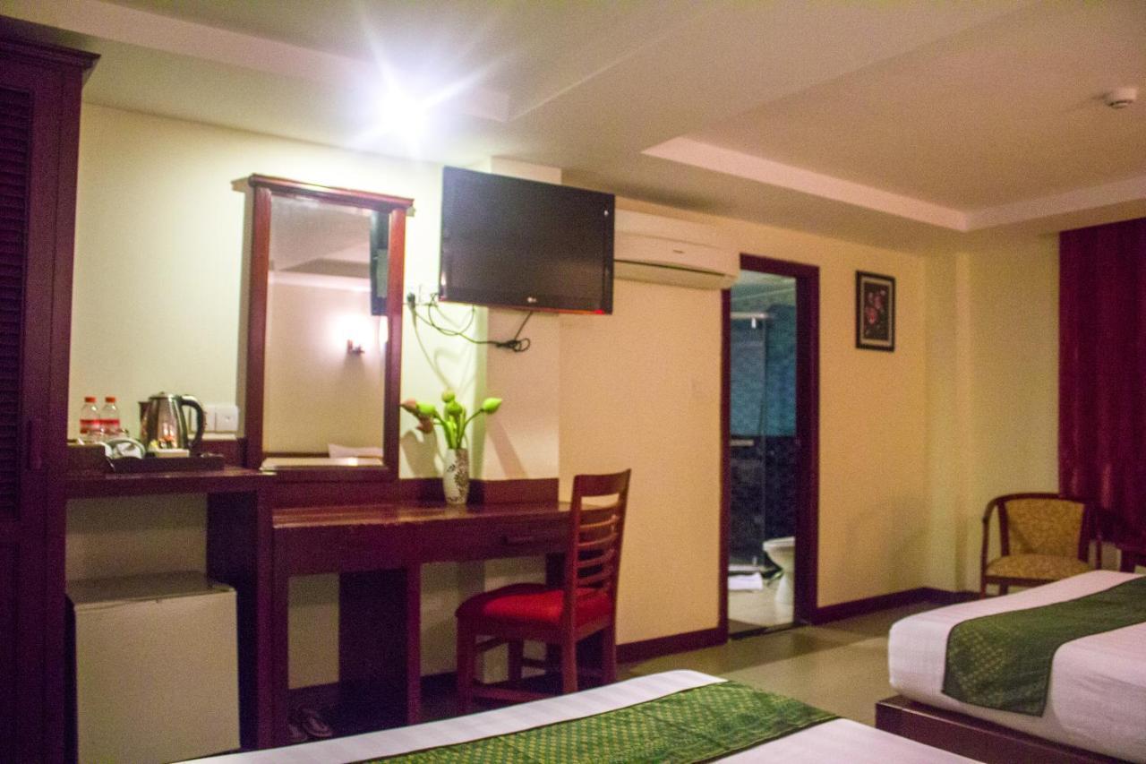 V N E Hotel Phnom Penh Zewnętrze zdjęcie